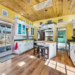 Casa Lola