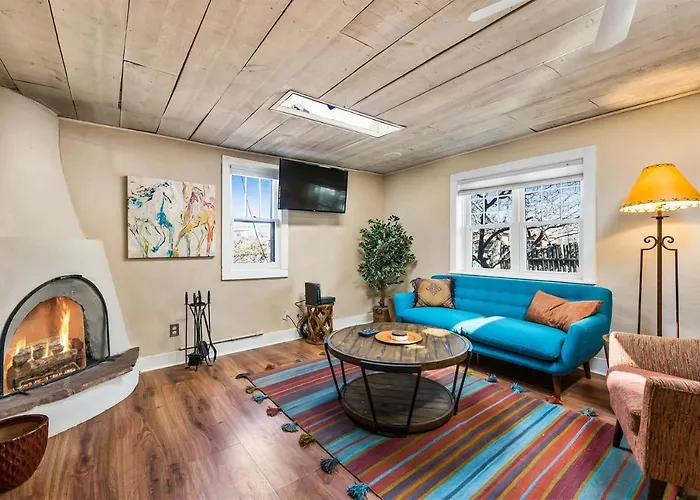 Casa Lola